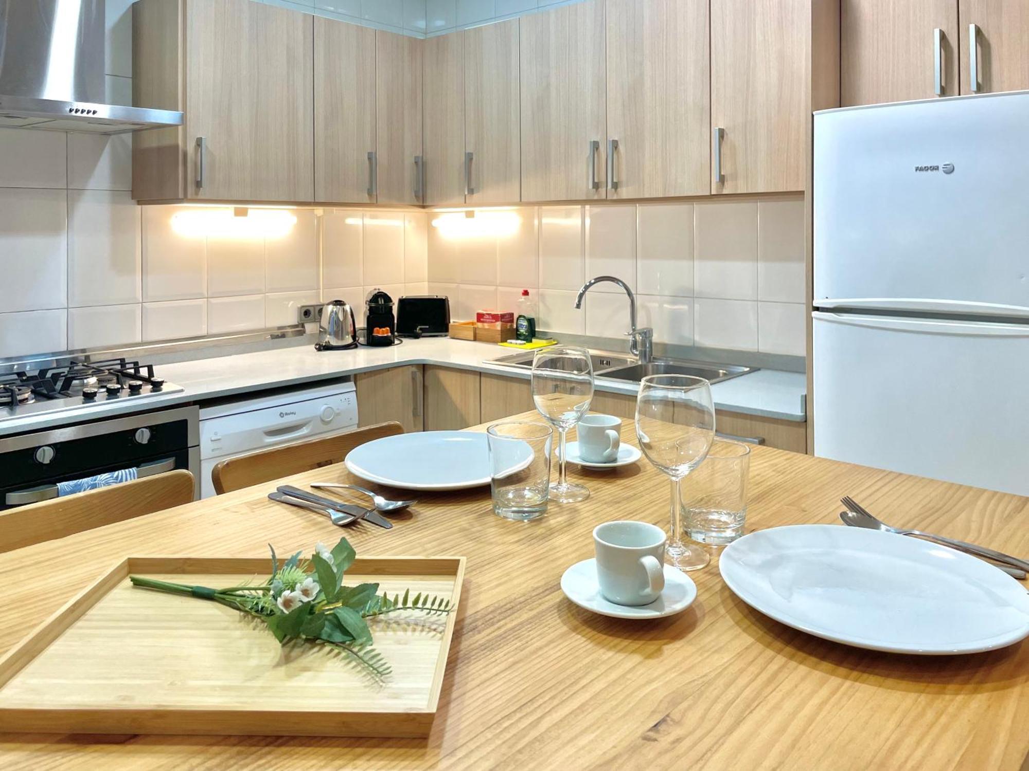 Cozy 7p With Terrace