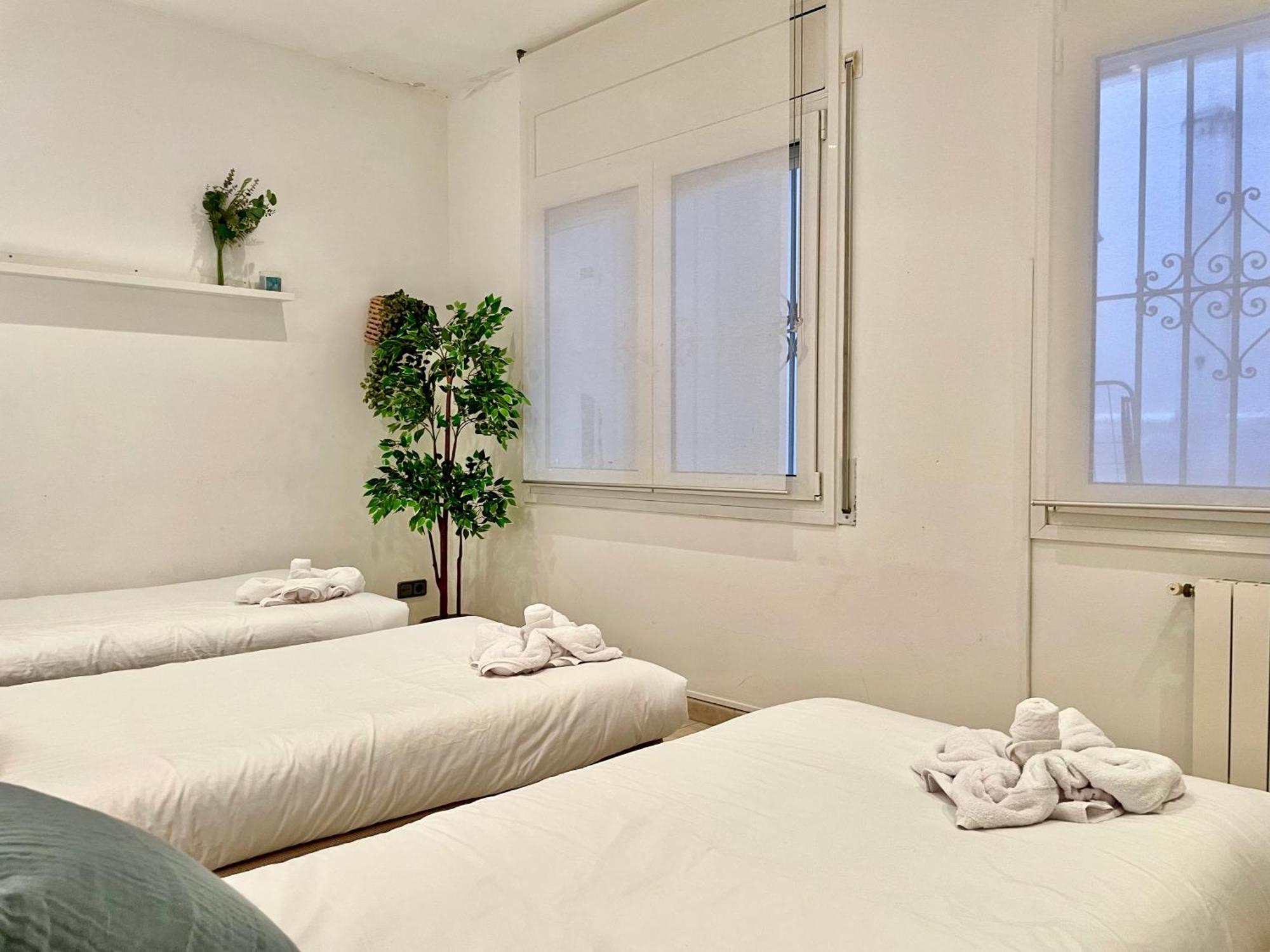 Cozy 7p With Terrace Apartamento Barcelona