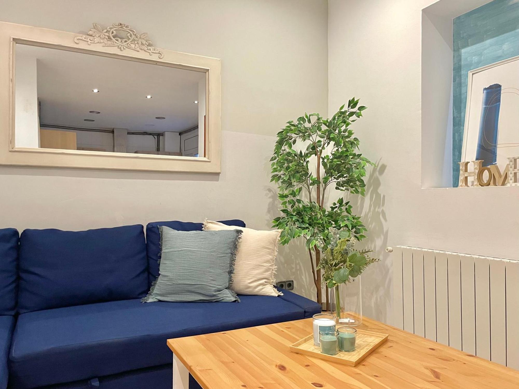 Cozy 7p With Terrace Barcelona